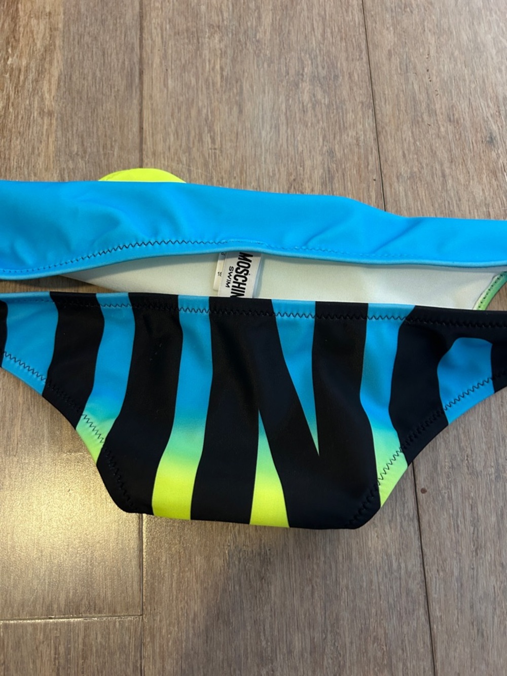 Moschino White Swim Bottom with Turquoise Trim size US 6 \ small - Picture 10 of 10